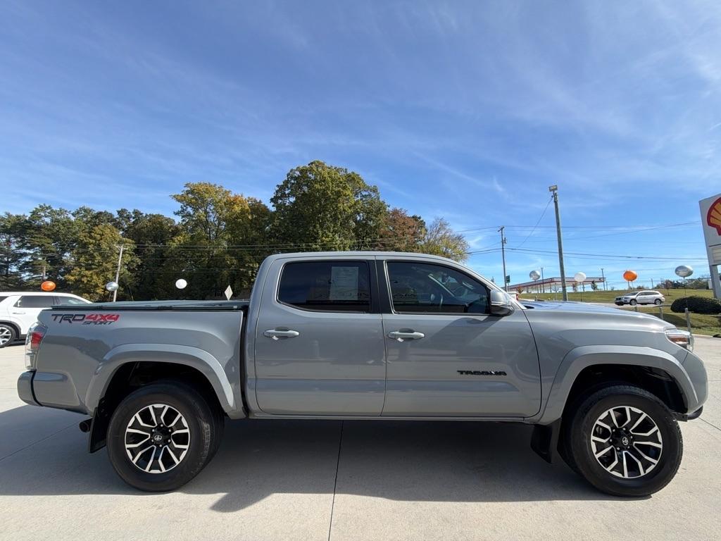 Toyota Tacoma  2021