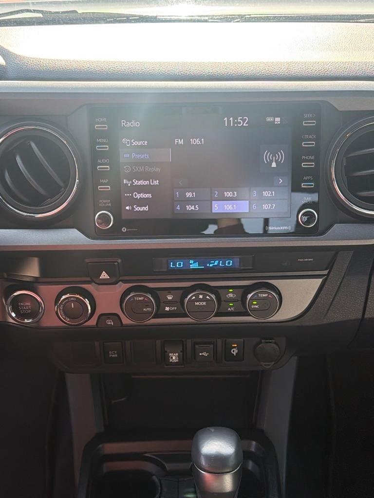 Toyota Tacoma  2021