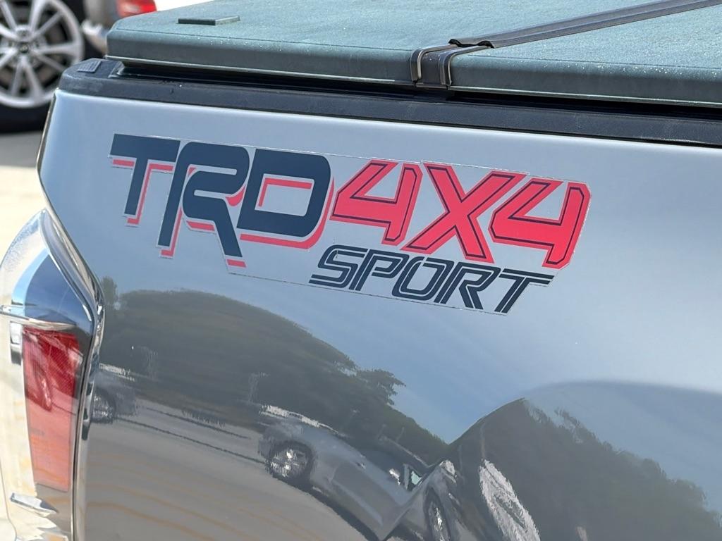 Toyota Tacoma  2021