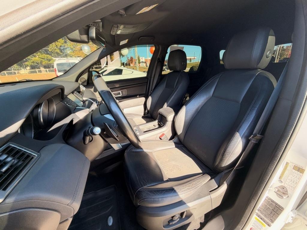 Land Rover Discovery Sport  2017