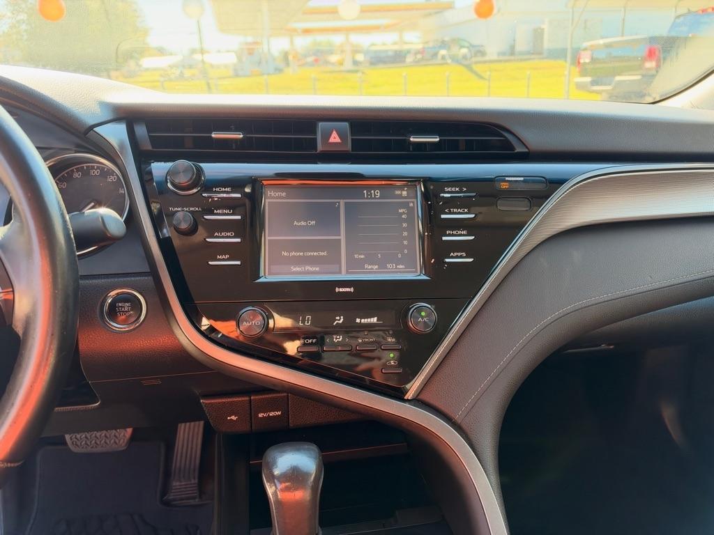 Toyota Camry  2020