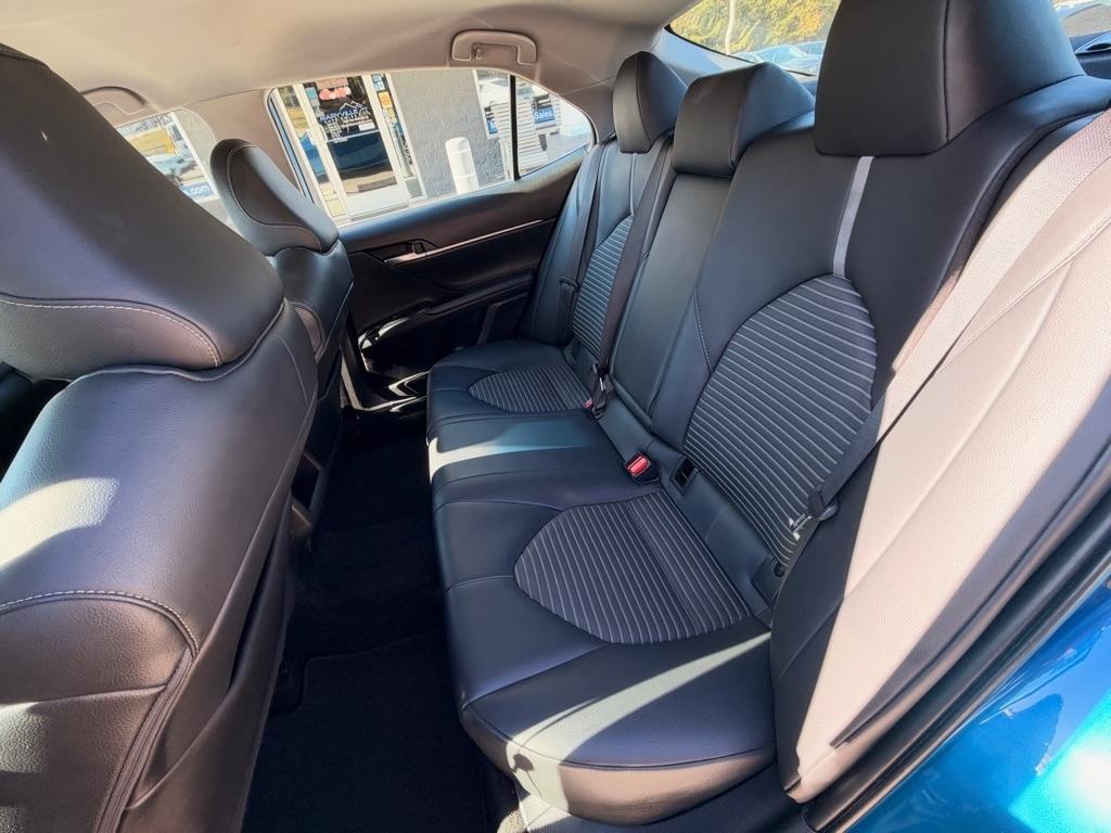 Toyota Camry  2020