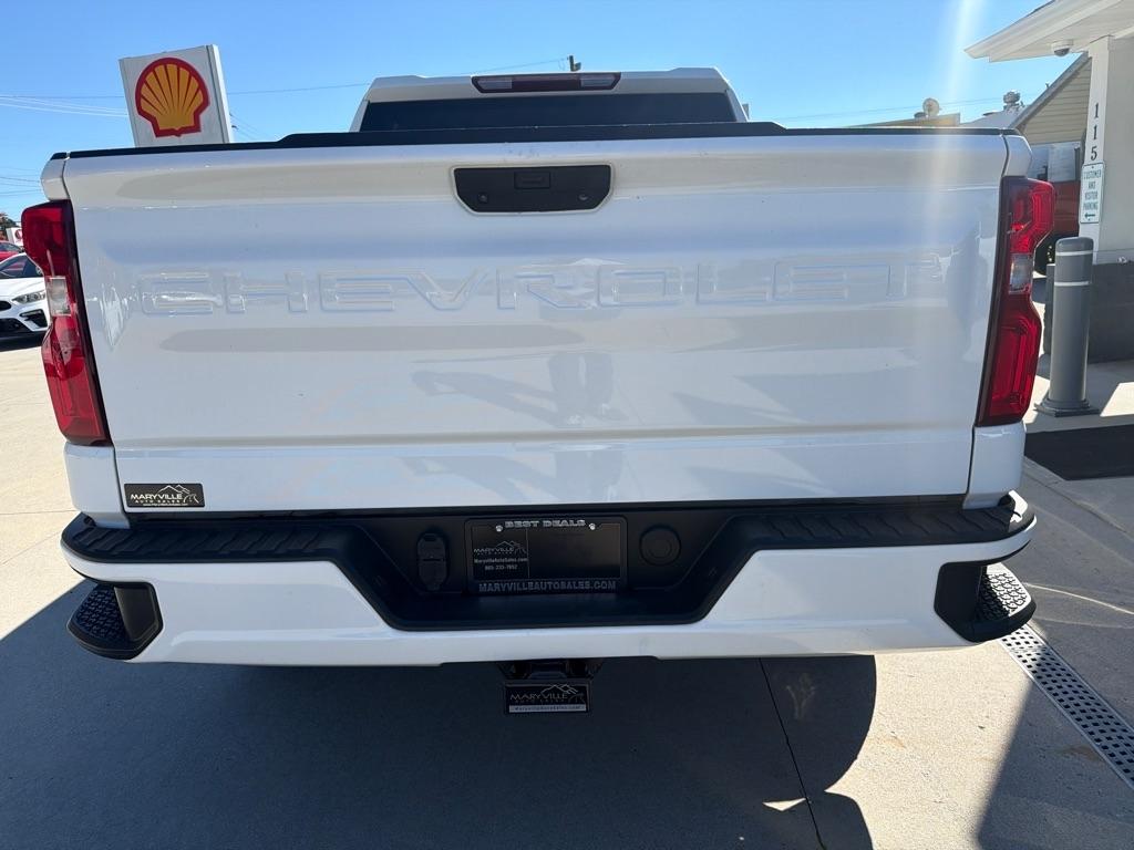 Chevrolet Silverado 1500  2021