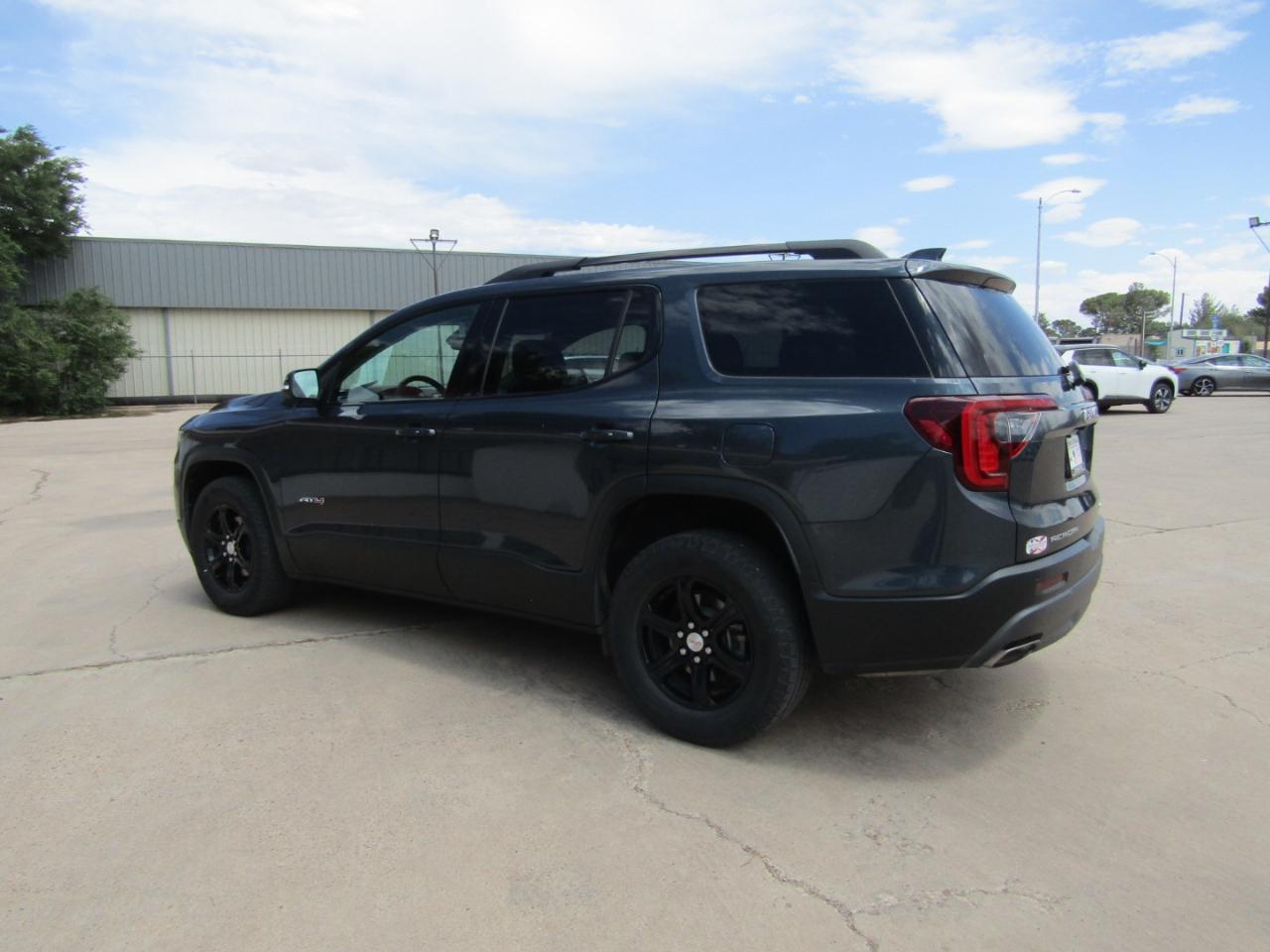 GMC Acadia AWD 4dr AT4 2020