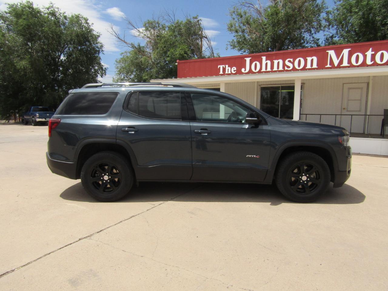 GMC Acadia AWD 4dr AT4 2020