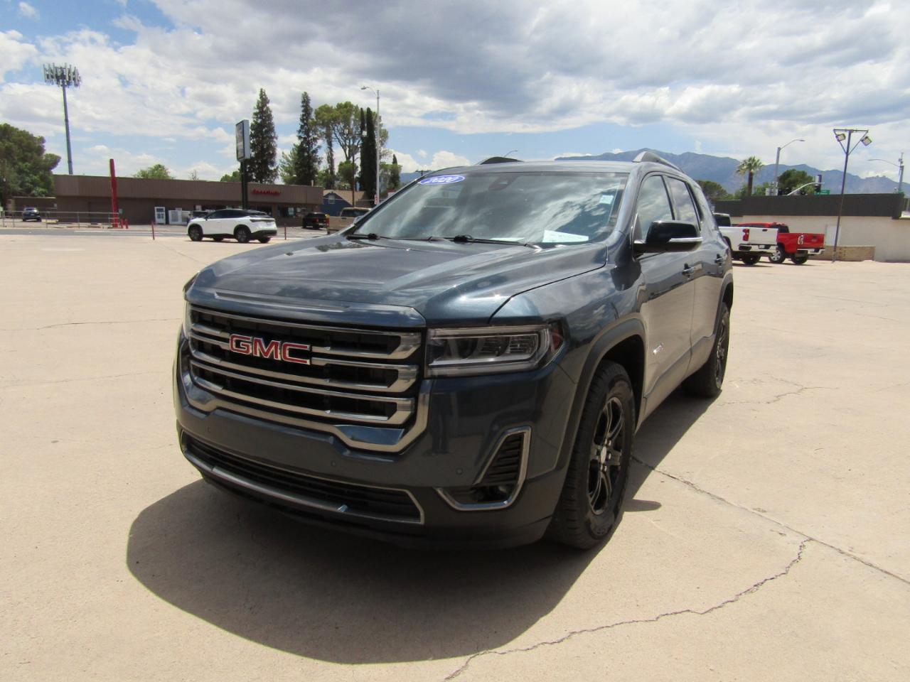 GMC Acadia AWD 4dr AT4 2020