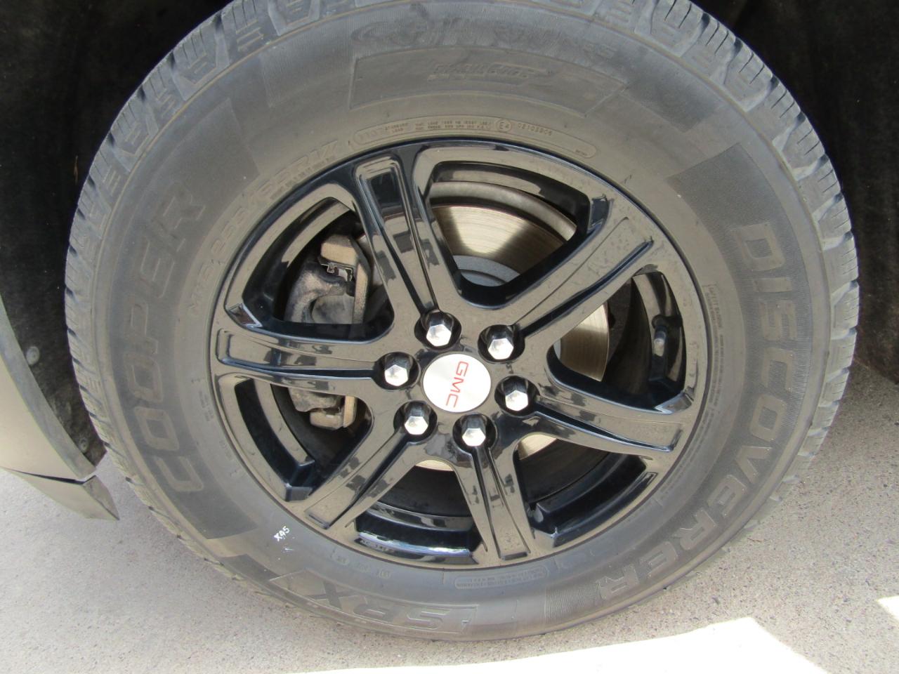 GMC Acadia AWD 4dr AT4 2020