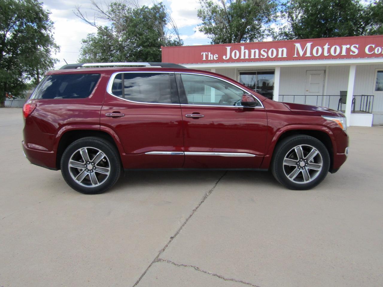 GMC Acadia FWD 4dr Denali 2017