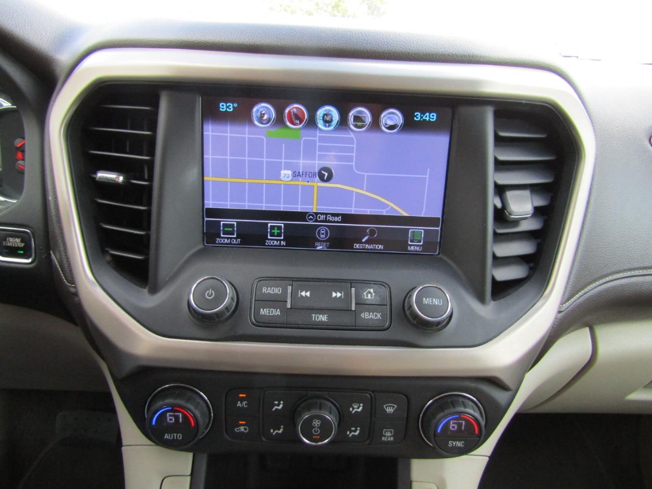 GMC Acadia FWD 4dr Denali 2017