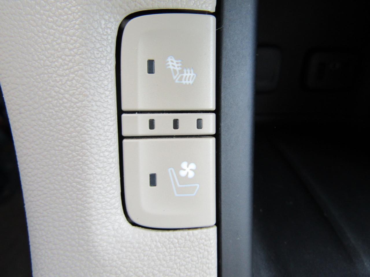 GMC Acadia FWD 4dr Denali 2017