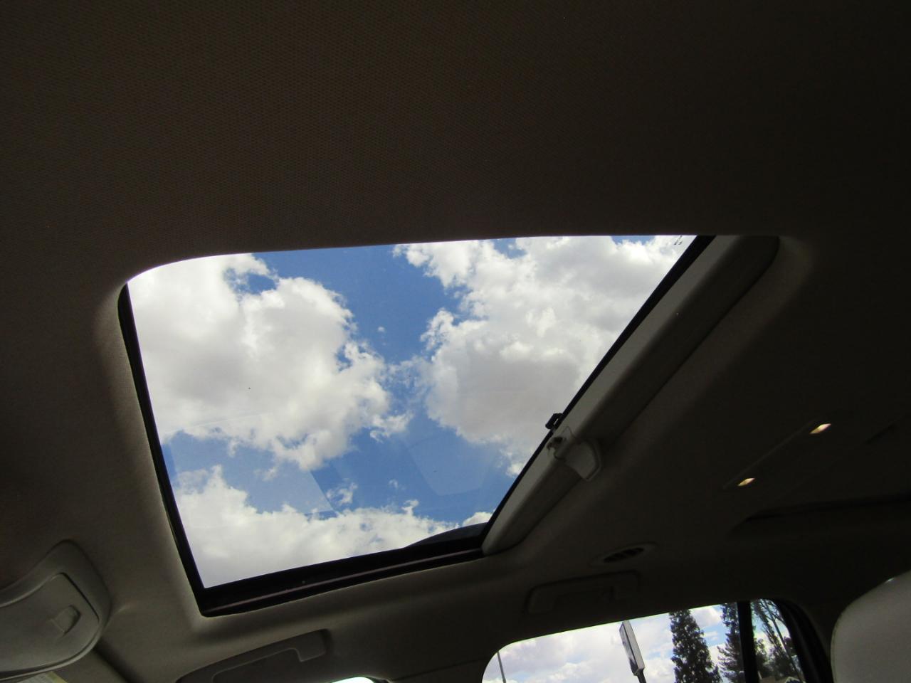 GMC Acadia FWD 4dr Denali 2017