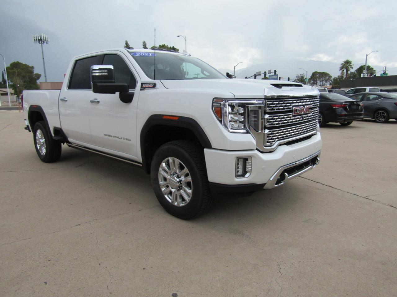GMC Sierra 3500HD 4WD Crew Cab 159" Denali 2021