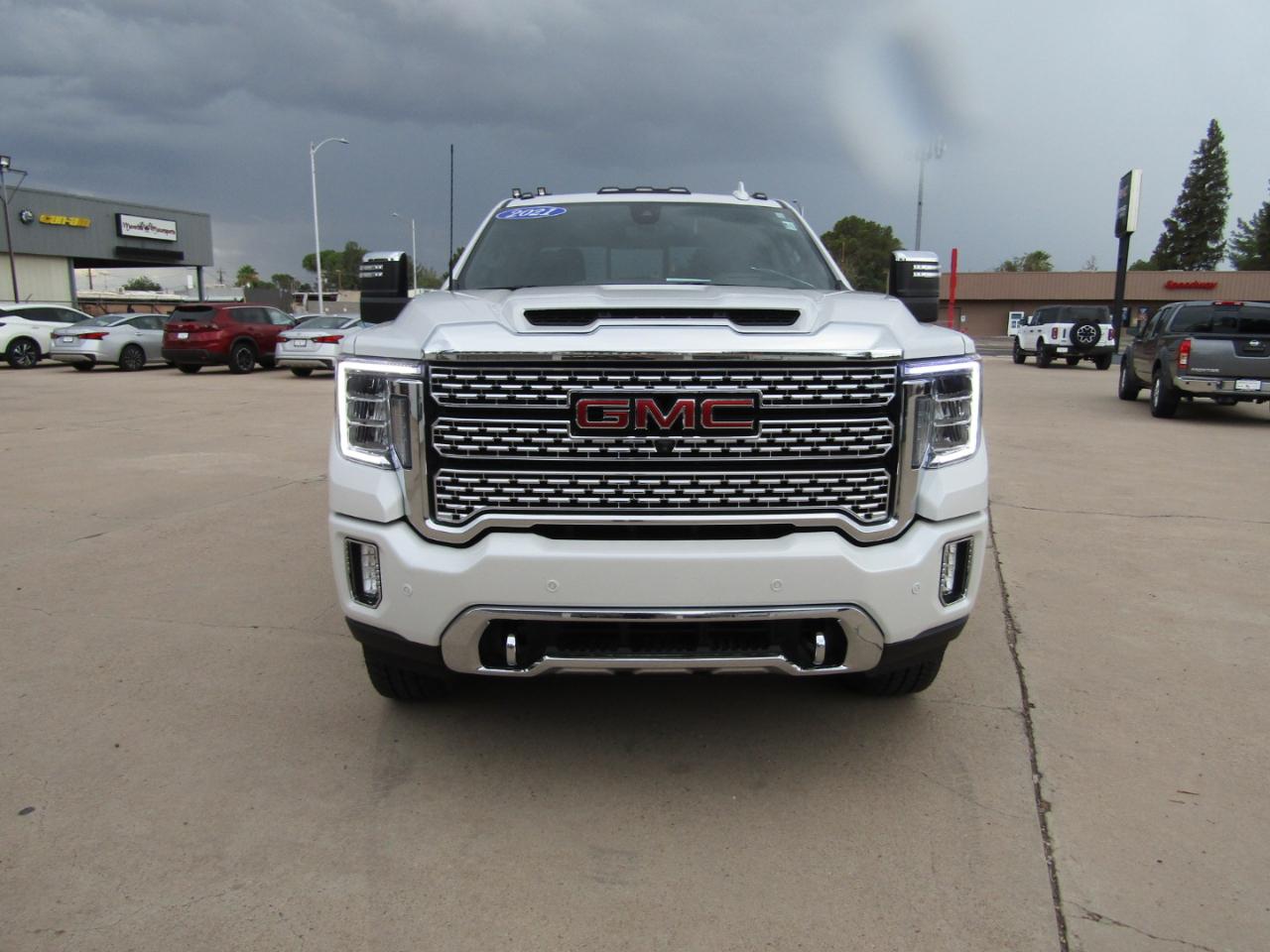 GMC Sierra 3500HD 4WD Crew Cab 159" Denali 2021