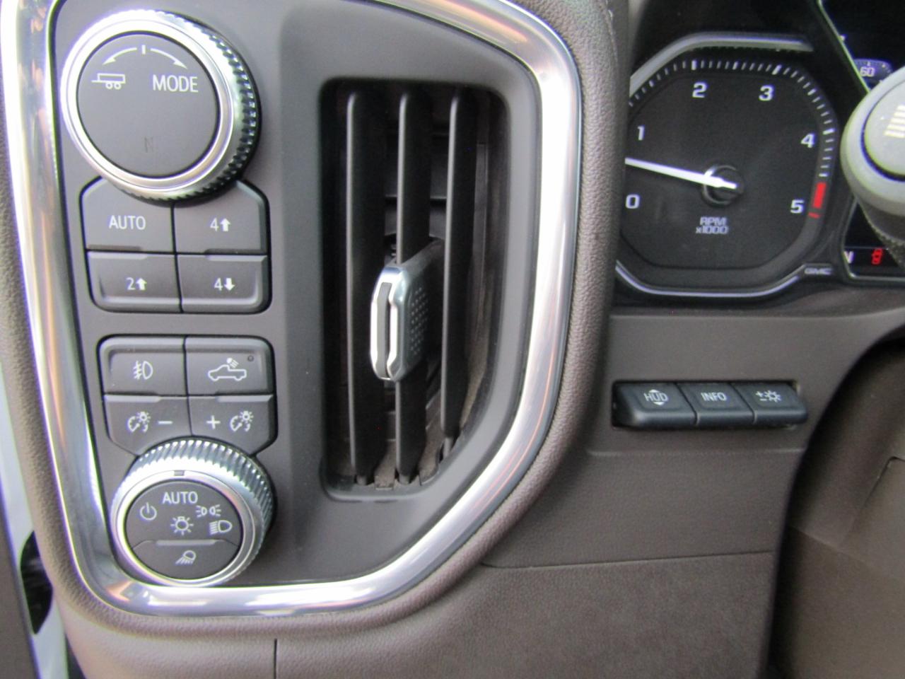 GMC Sierra 3500HD 4WD Crew Cab 159" Denali 2021