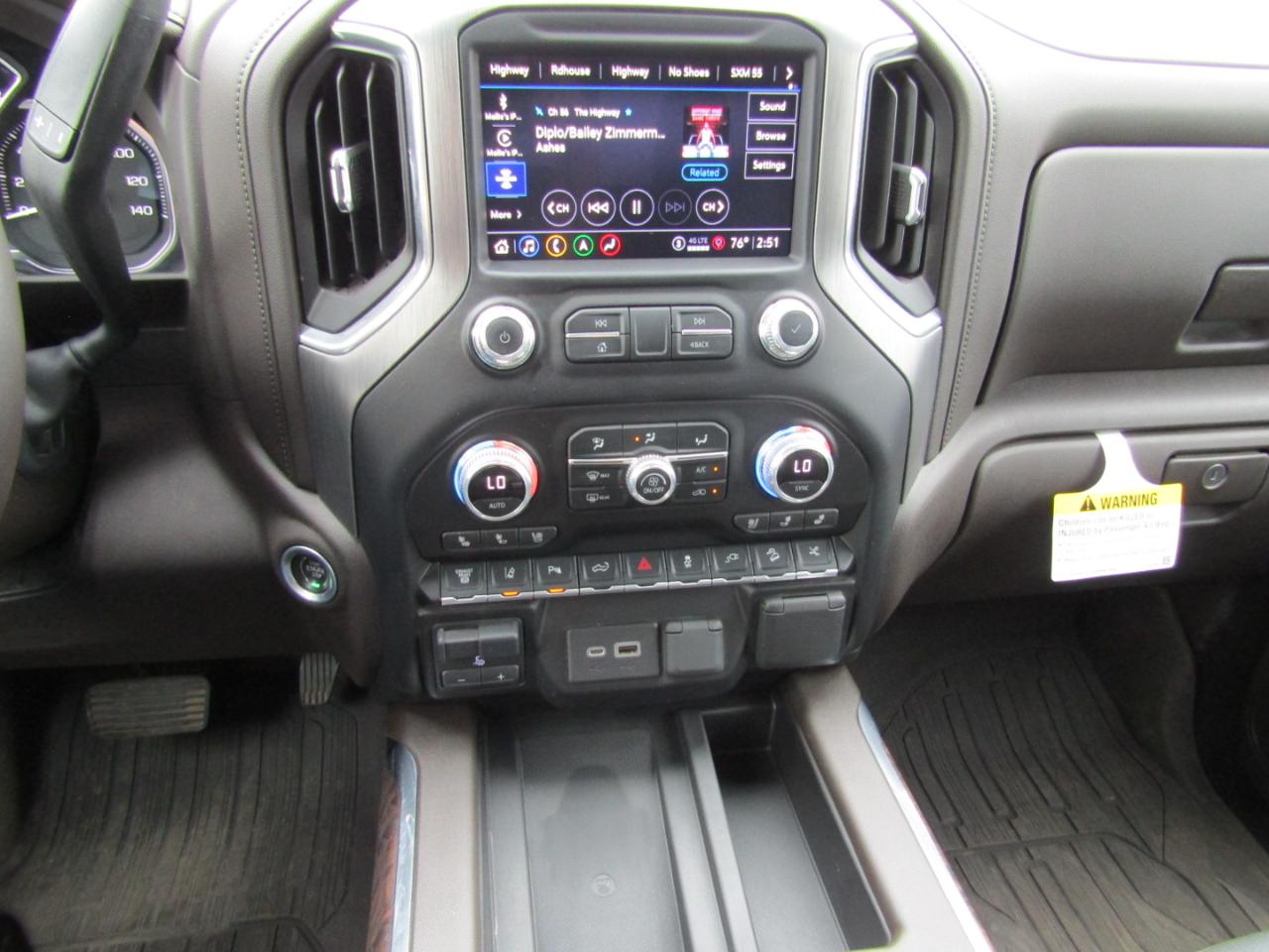 GMC Sierra 3500HD 4WD Crew Cab 159" Denali 2021