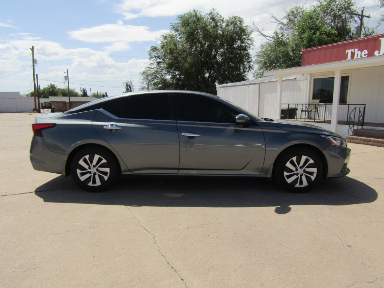 Nissan Altima 2.5 S Sedan 2021