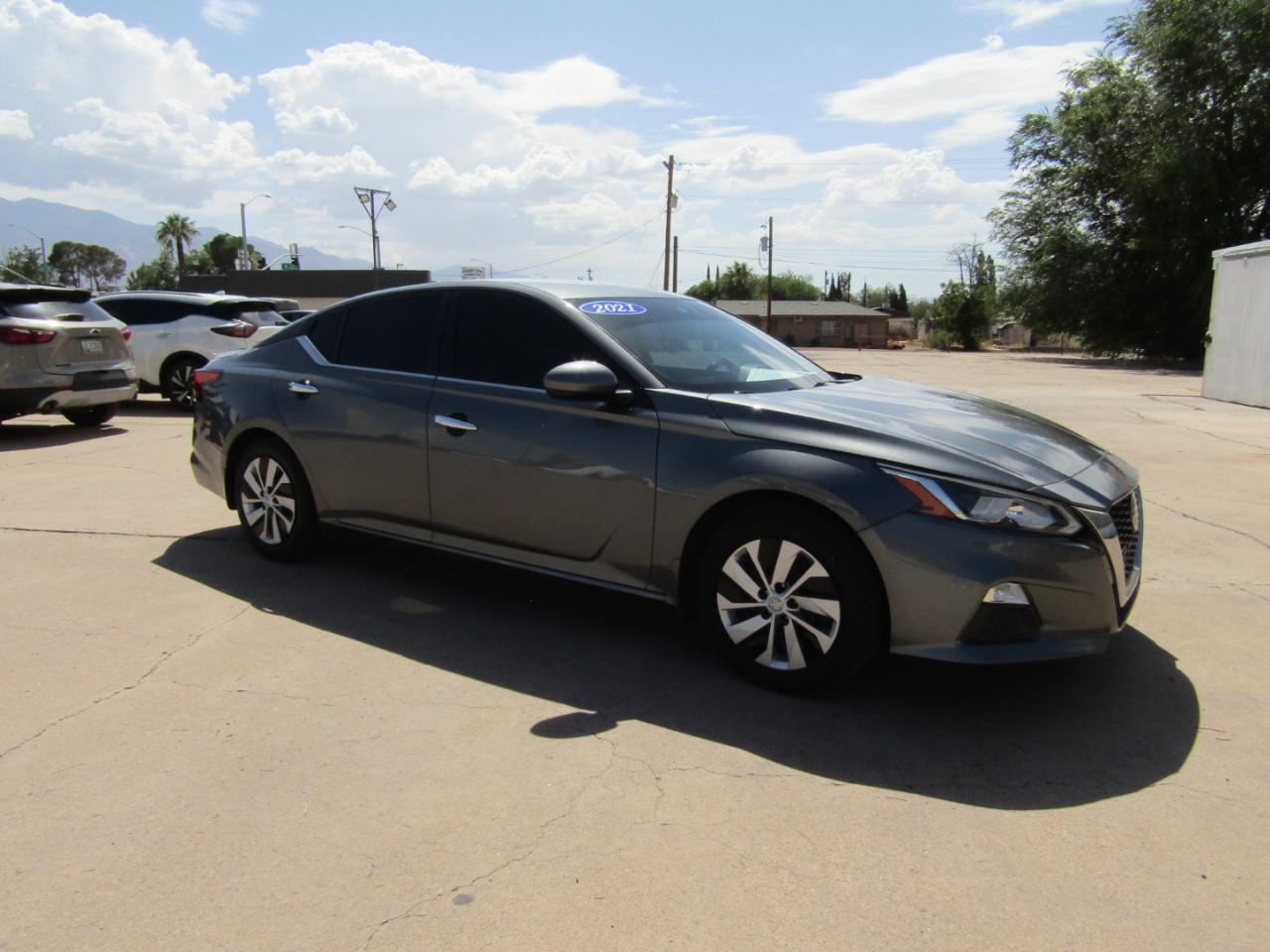 Nissan Altima 2.5 S Sedan 2021