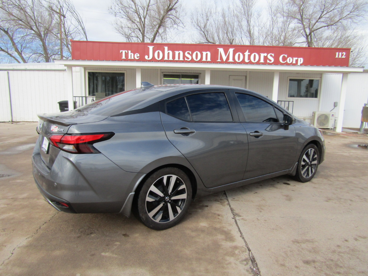 Nissan Versa SR 2022