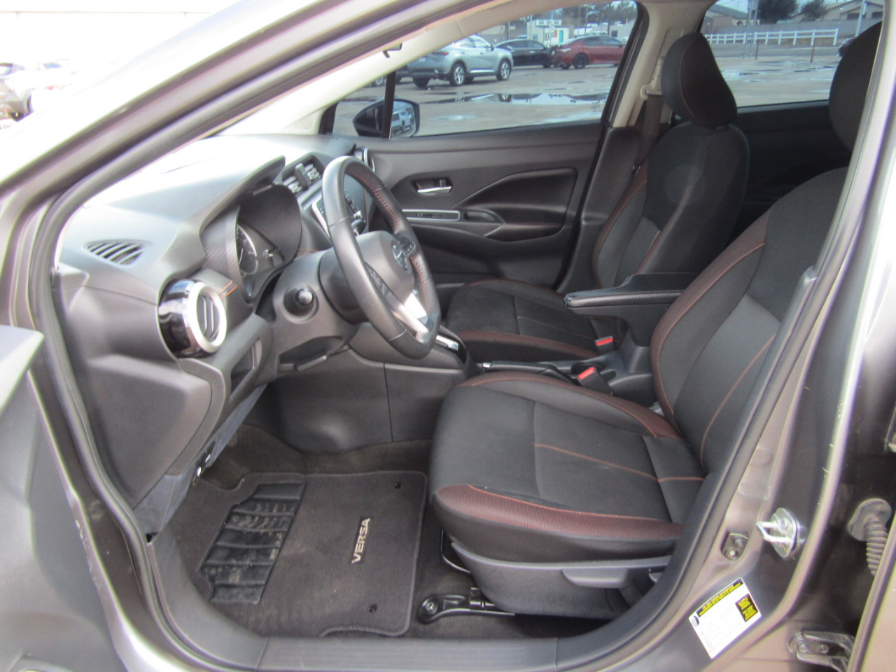 Nissan Versa SR 2022