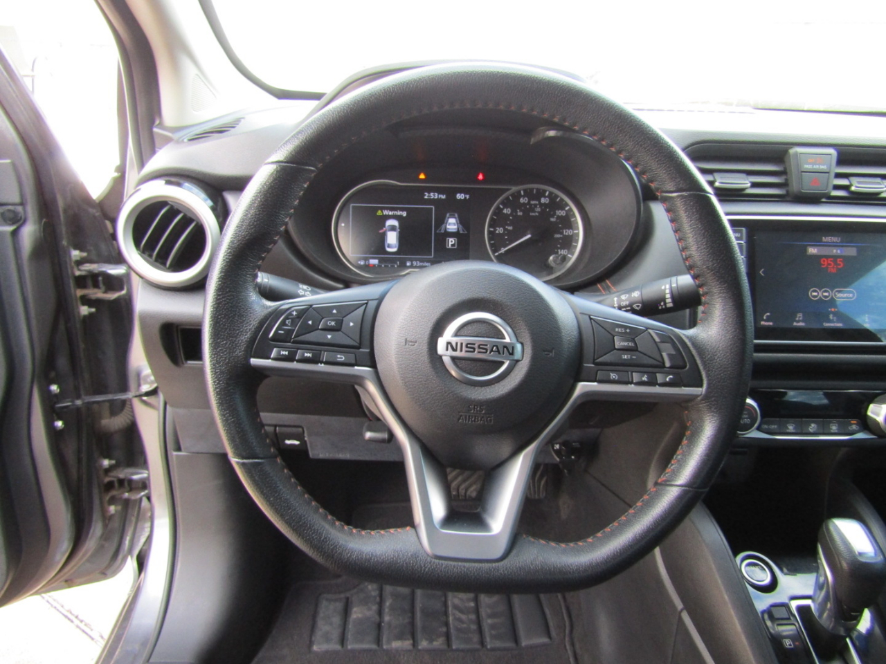 Nissan Versa SR 2022