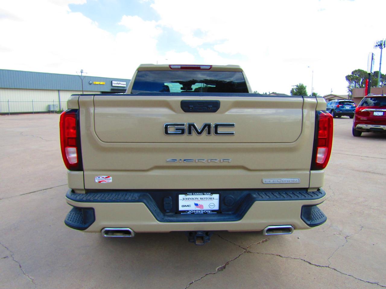 GMC Sierra 1500 4WD Crew Cab 147" Elevation w/3SB 2022