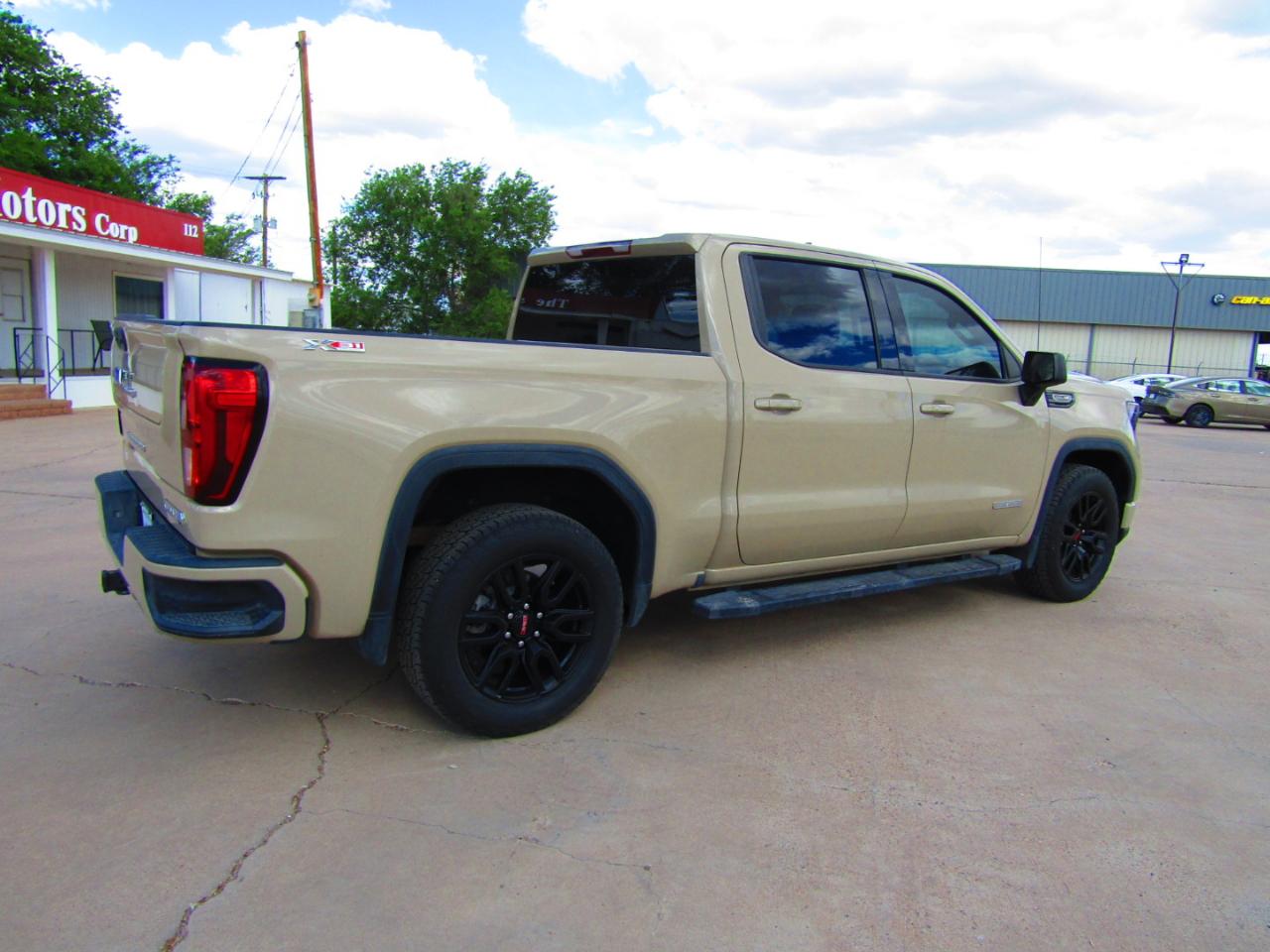 GMC Sierra 1500 4WD Crew Cab 147" Elevation w/3SB 2022