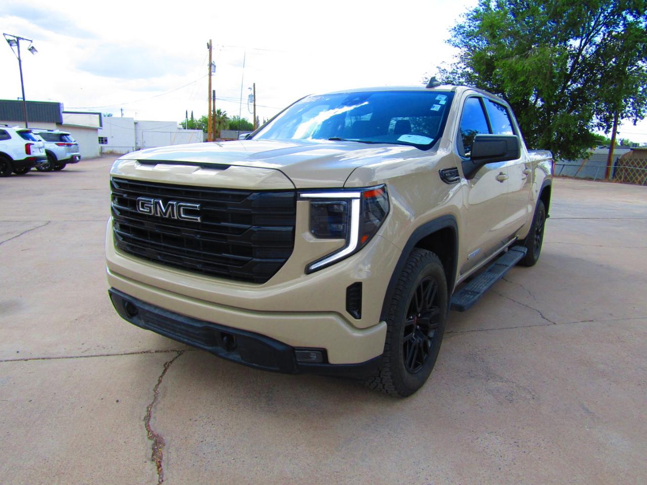 GMC Sierra 1500 4WD Crew Cab 147" Elevation w/3SB 2022