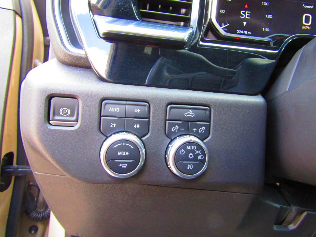 GMC Sierra 1500 4WD Crew Cab 147" Elevation w/3SB 2022