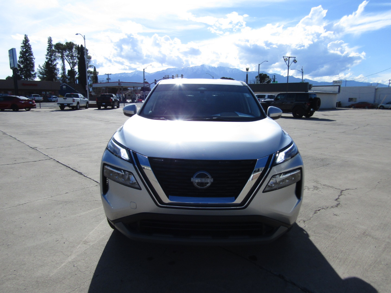 Nissan Rogue FWD SV 2023