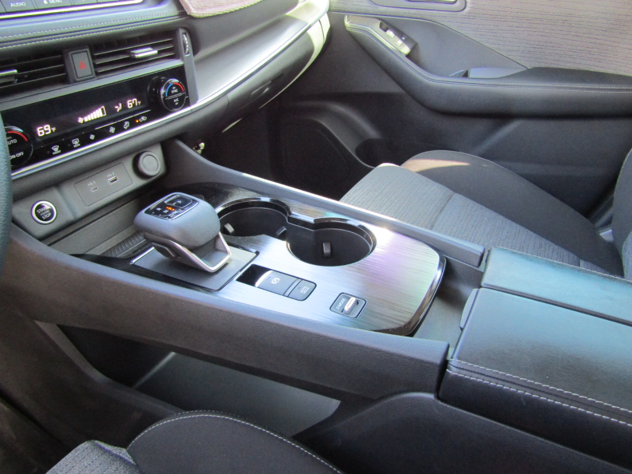 Nissan Rogue FWD SV 2023