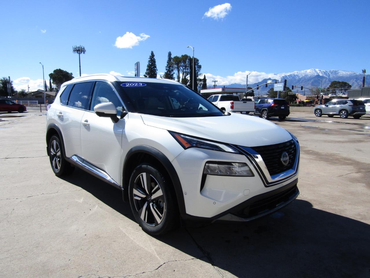Nissan Rogue  2023