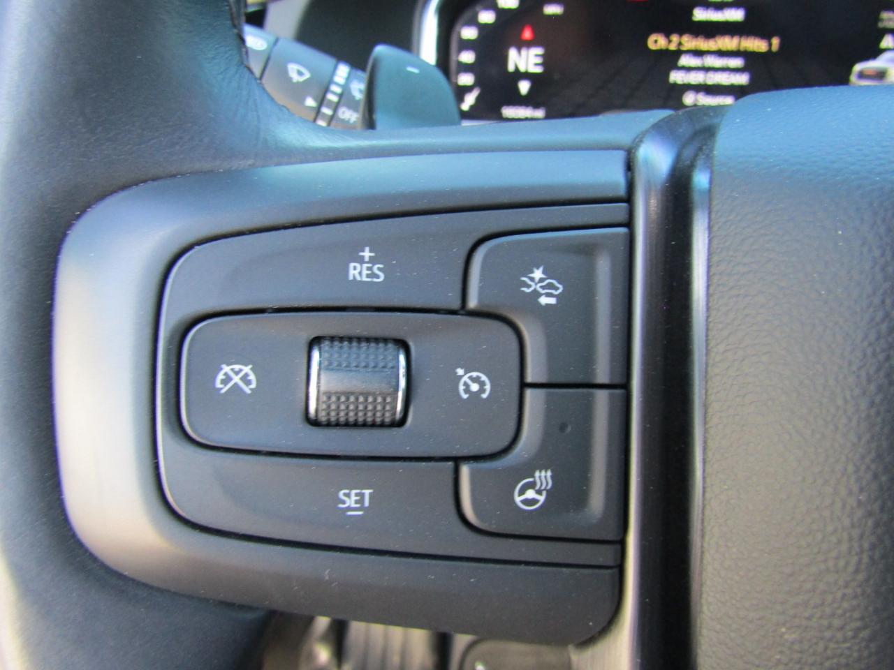 GMC Sierra 1500 4WD Crew Cab 147" AT4X 2024