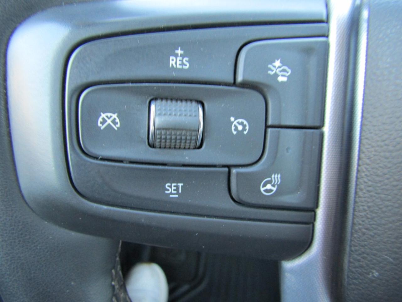 GMC Sierra 1500 4WD Crew Cab 147" Elevation w/3SB 2024