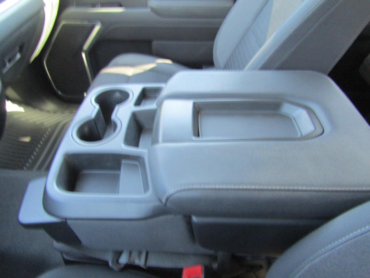 GMC Sierra 1500 4WD Crew Cab 147" Elevation w/3SB 2024
