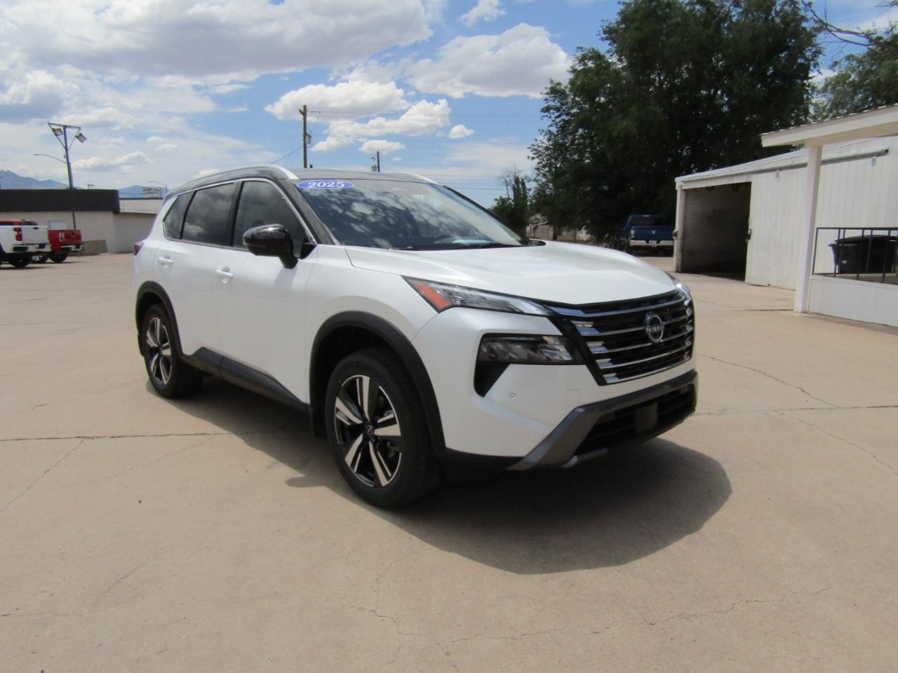 Nissan Rogue AWD SL 2025