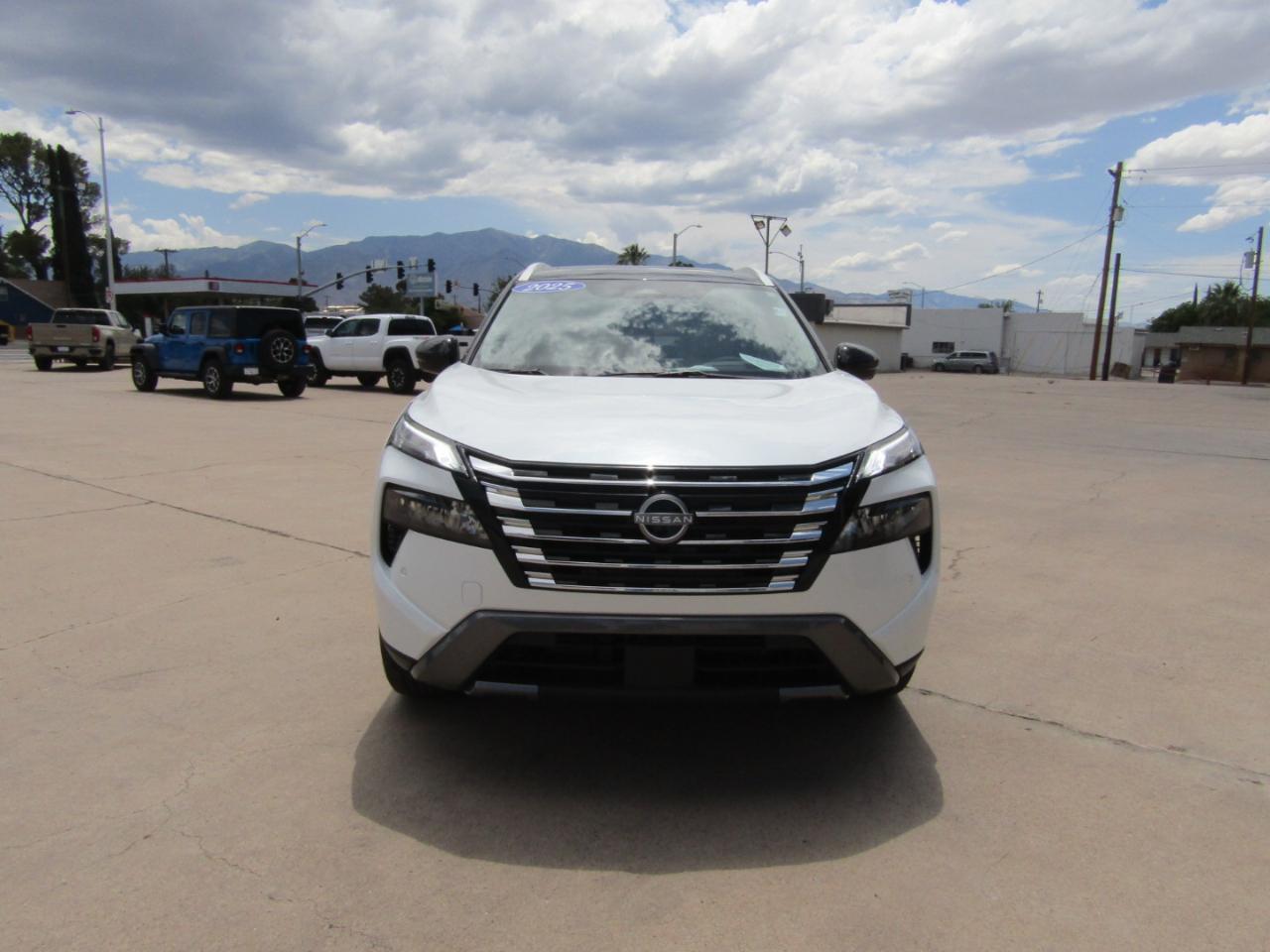Nissan Rogue AWD SL 2025