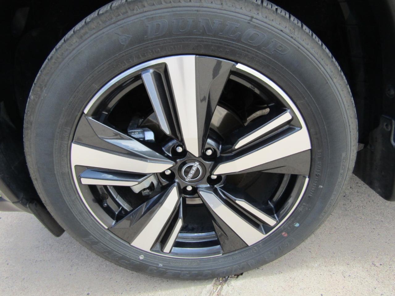 Nissan Rogue AWD SL 2025
