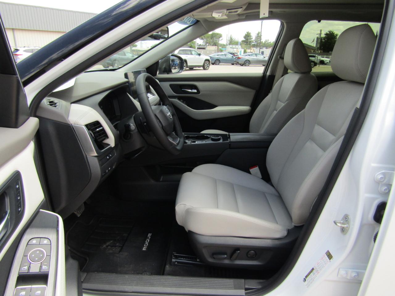 Nissan Rogue AWD SL 2025