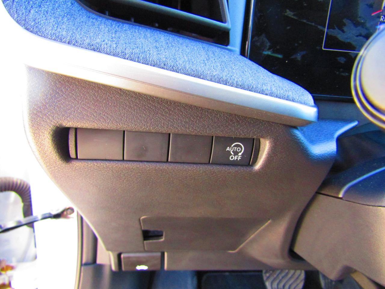 Nissan Kicks SV FWD 2025