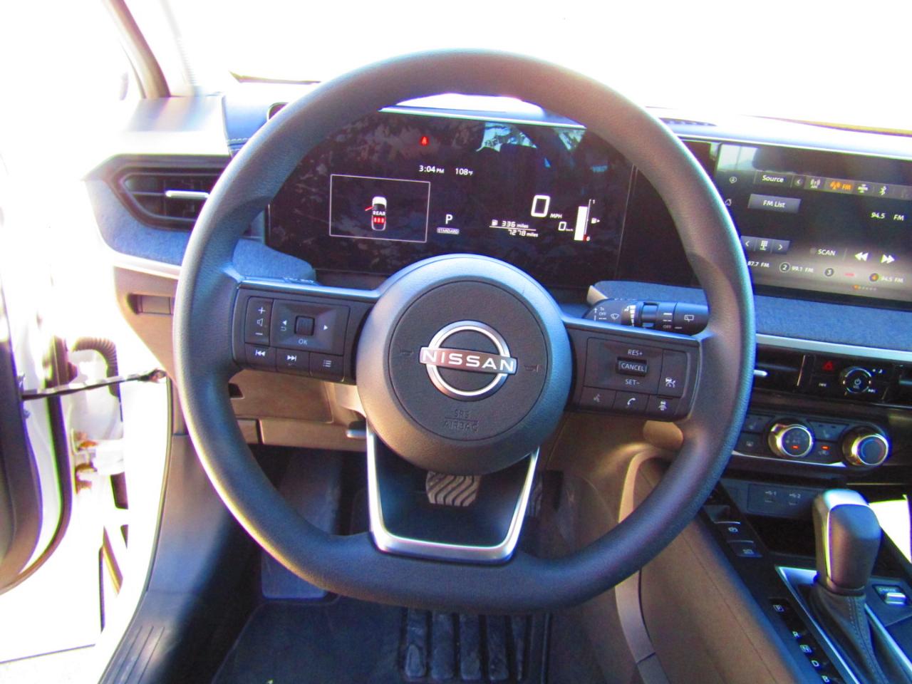 Nissan Kicks SV FWD 2025