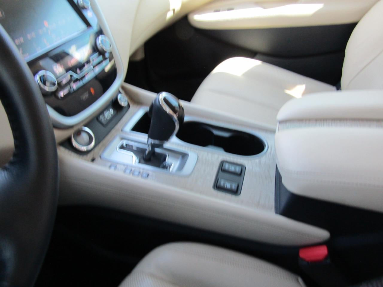 Nissan Murano FWD SL 2022