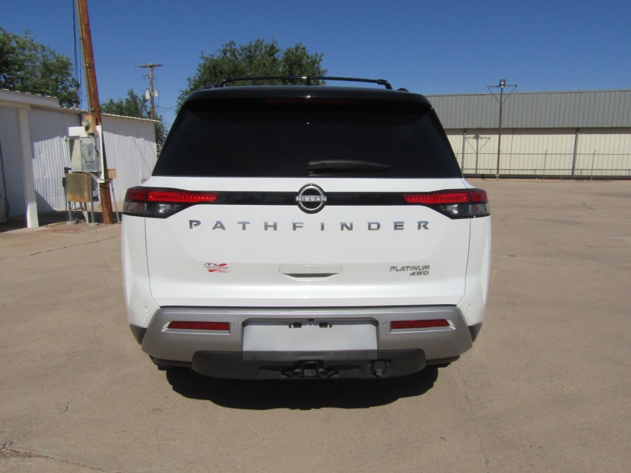 Nissan Pathfinder Platinum 4WD 2025