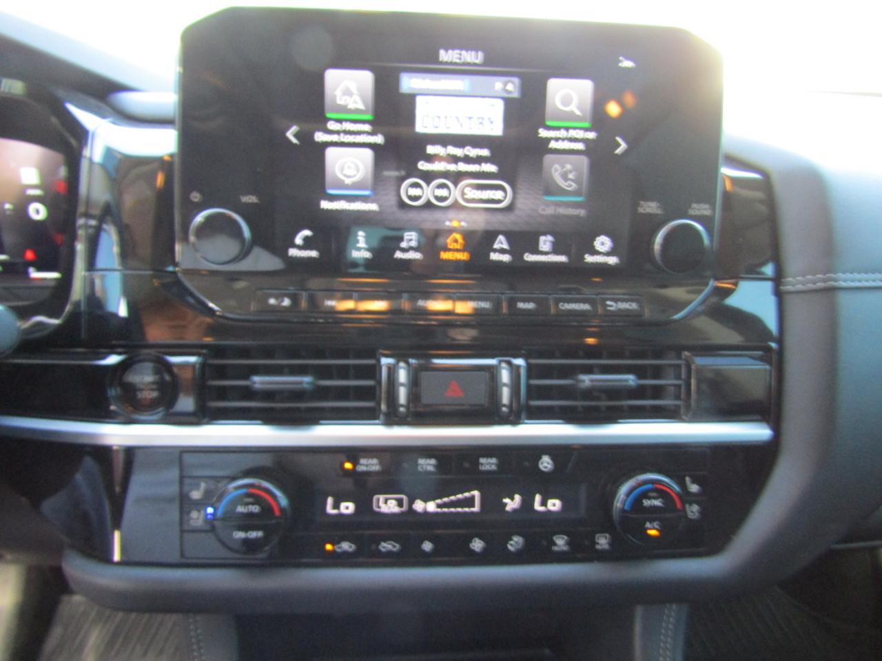 Nissan Pathfinder Platinum 4WD 2025