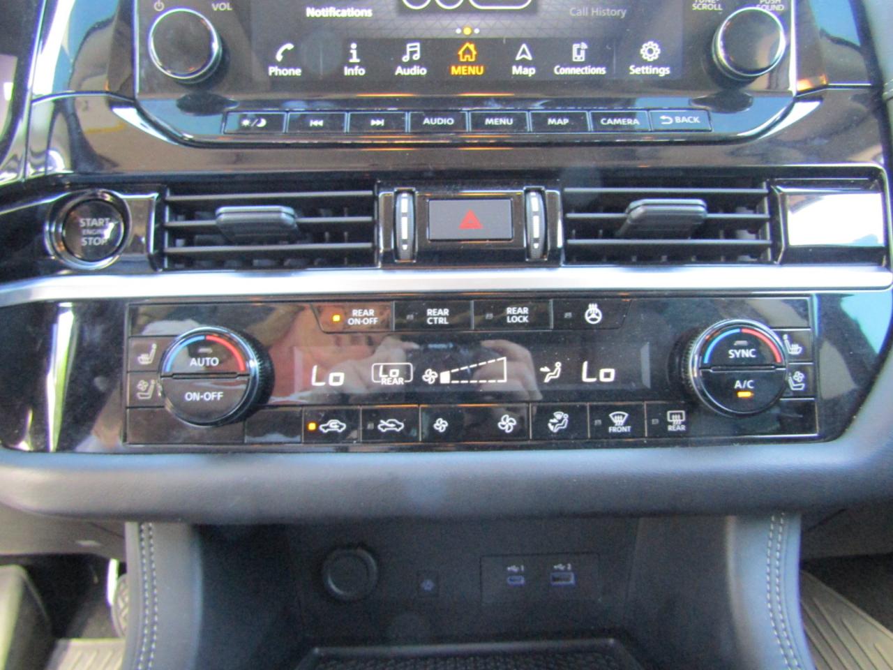 Nissan Pathfinder Platinum 4WD 2025