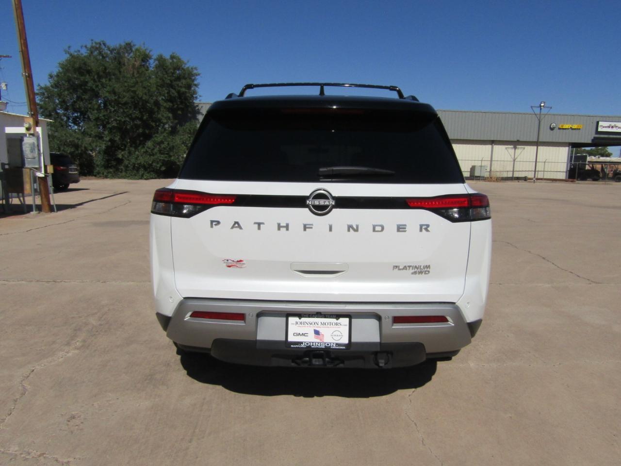 Nissan Pathfinder Platinum 4WD 2025