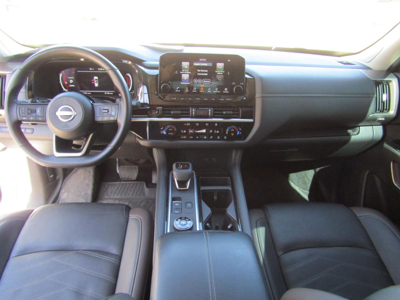 Nissan Pathfinder Platinum 4WD 2025