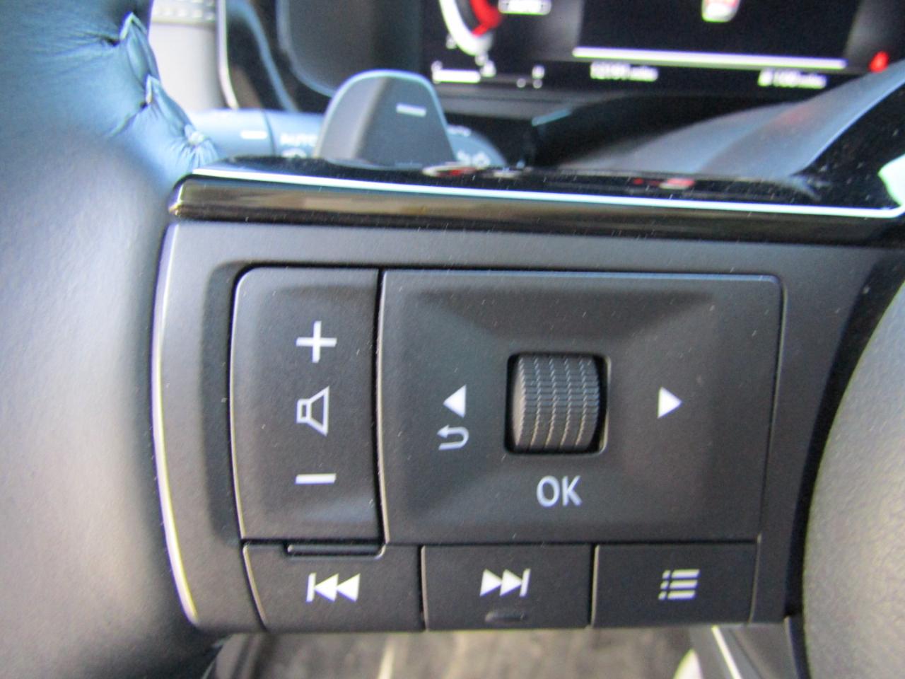Nissan Pathfinder Platinum 4WD 2025