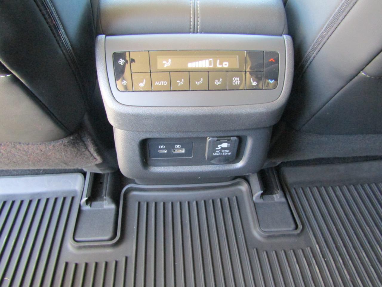 Nissan Pathfinder Platinum 4WD 2025