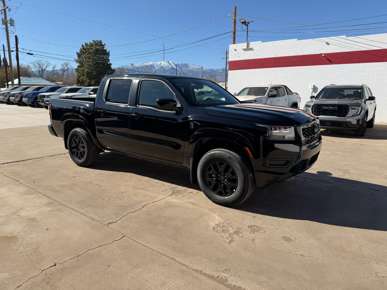 Nissan Frontier Crew Cab 4x4 SV 2026