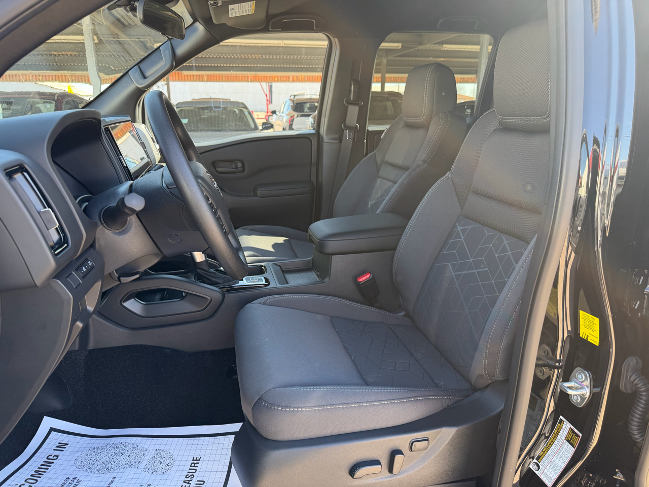 Nissan Frontier Crew Cab 4x4 SV 2026